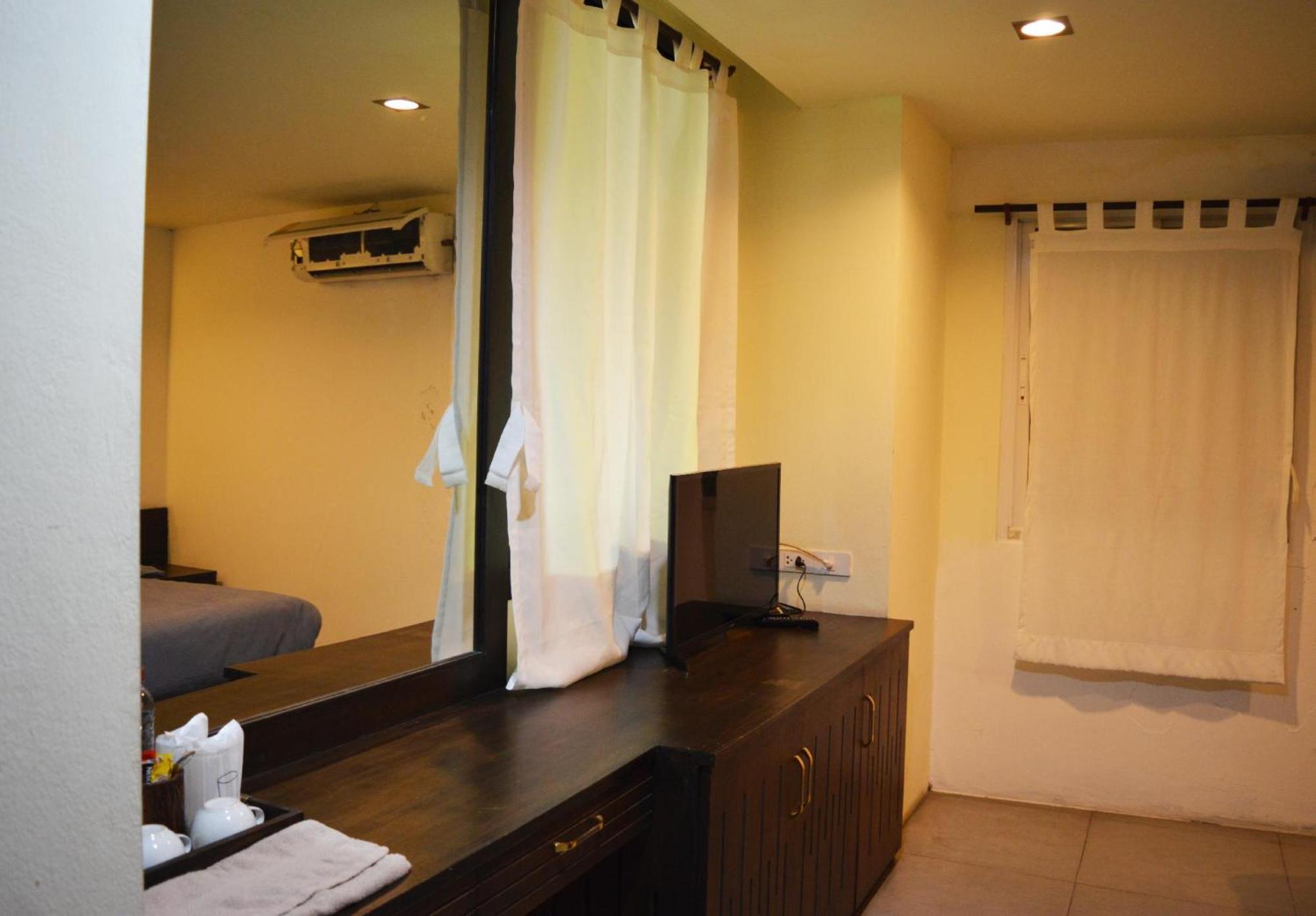 De Nawarat Chiangmai Boutique Apartment 치앙마이 외부 사진